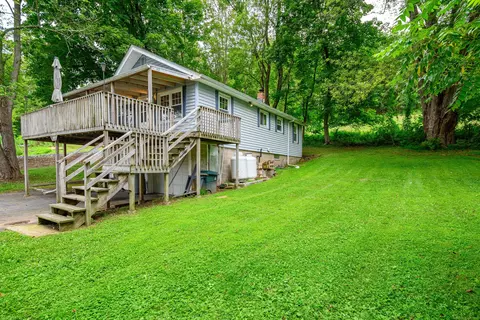 212 Branch Rd, Thomaston, CT 06787