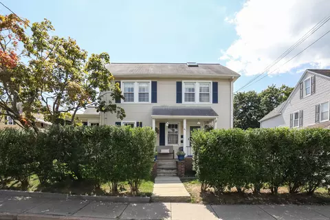 45 Scofield Ave, Stamford, CT 06906