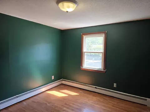 Bedroom - 51 Towne Dr, Berlin, CT 06037 photo 3 of 4
