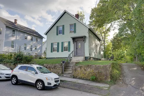 11 Arnold St, Norwich, CT 06360