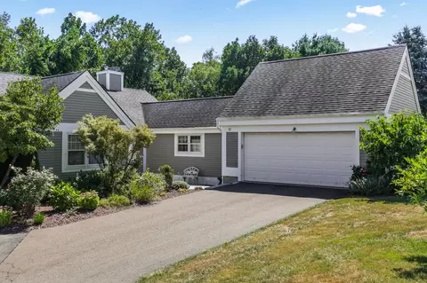 87 Legend Hill Rd #87, Madison, CT 06443