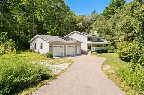 787 Lantern Hill Rd, Ledyard, CT 06339