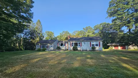 220 Pleasure Hill Rd, Franklin, CT 06254