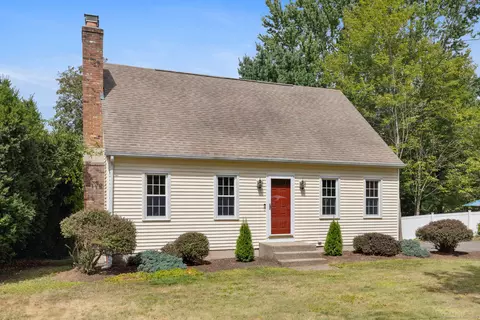 51 Lori Ln, Meriden, CT 06450