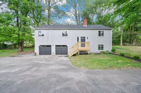 1299 Naugatuck Ave, Milford, CT 06461