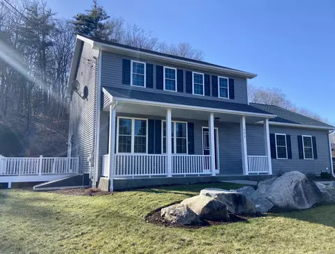221 River Rd, Unionville, CT 06085