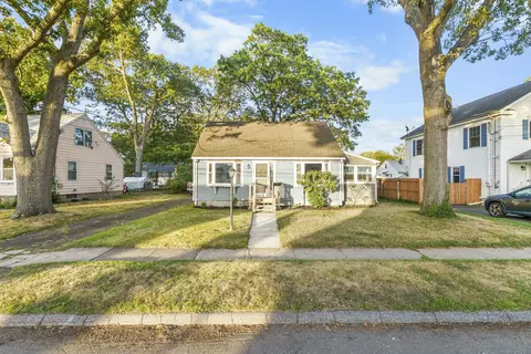 236 Housatonic Dr, Milford, CT 06460