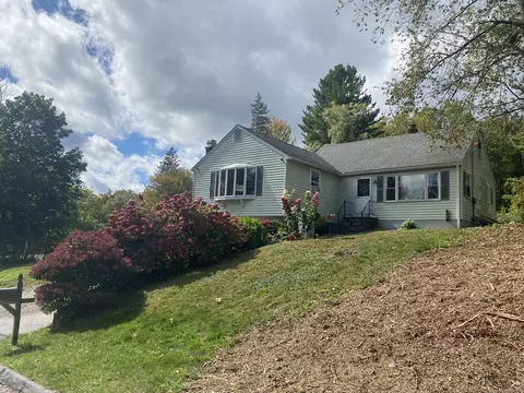39 Baron Ln, Torrington, CT 06790