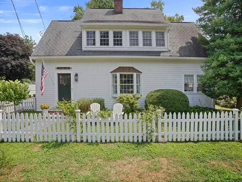 19 Park Ln, Darien, CT 06820
