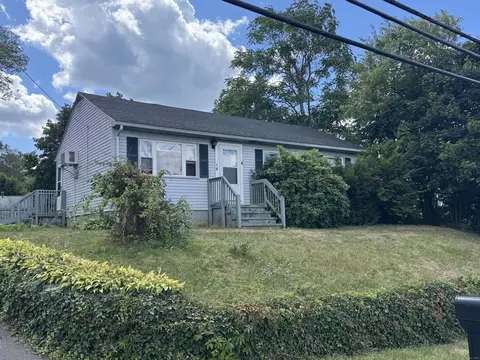 15 Glen Haven Rd, New Haven, CT 06513