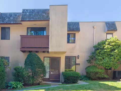 135 Courtland Ave #22, Stamford, CT 06902