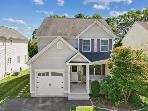 52 Hampton Rd, Waterbury, CT 06708