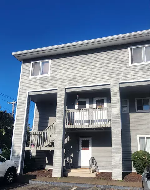 202 Main St #2A, West Haven, CT 06516