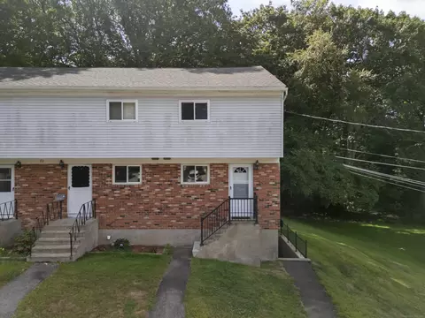 92 Woodland Dr #A, Uncasville, CT 06382