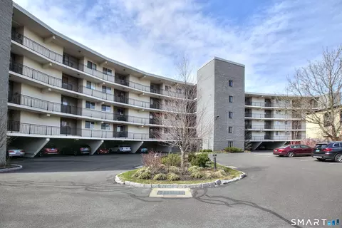 100 Seaview Ave #4F, Norwalk, CT 06855