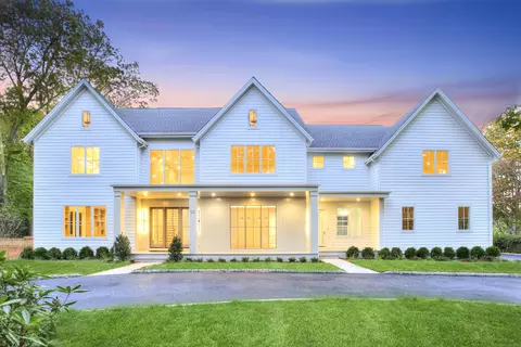 125 Old Rd, Westport, CT 06880