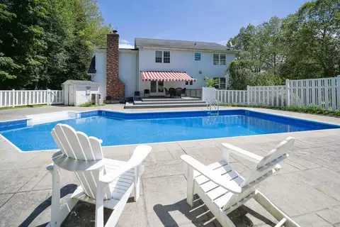 45 Ball Pond Rd, New Fairfield, CT 06812