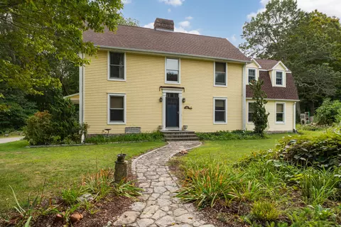 169 Beckwith Hill Dr, Salem, CT 06420