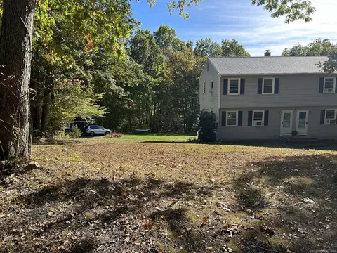 59 Flatbrook Rd #59, East Hampton, CT 06424