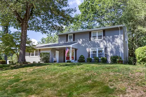 46 Kennedy Rd, Manchester, CT 06042