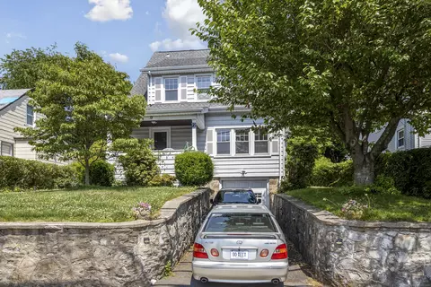 72 Maher Rd, Stamford, CT 06902