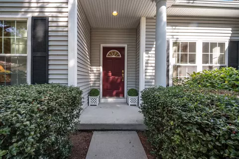 175 Ferry Rd #10, Old Saybrook, CT 06475