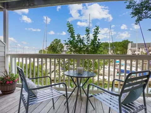 123 Harbor Dr #311, Stamford, CT 06902