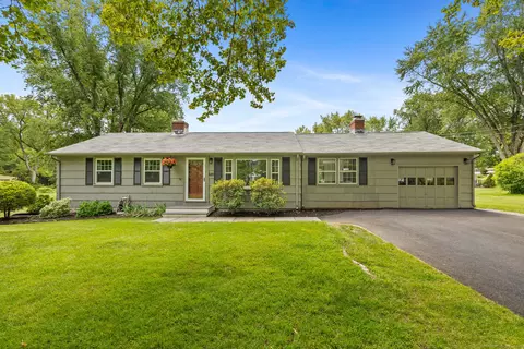 689 Burnham St, East Hartford, CT 06108