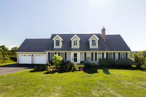 35 Peach Orchard Ln, Bantam, CT 06750