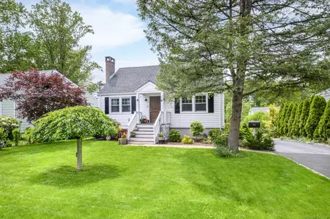51 Scribner Ave, Norwalk, CT 06854