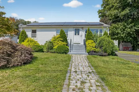 55 Chauncey St, West Haven, CT 06516