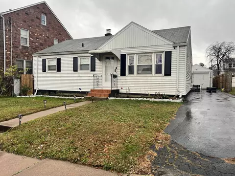 159 Gilman St, Hartford, CT 06114