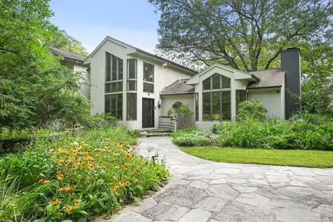 61 Marchant Rd, Redding, CT 06896