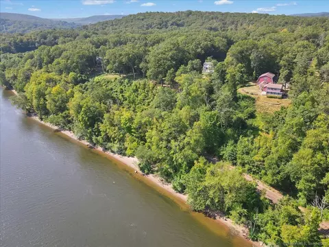 50 Dublin Hill Rd, Higganum, CT 06441