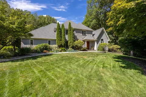 120 Scenic Ct, Cheshire, CT 06410