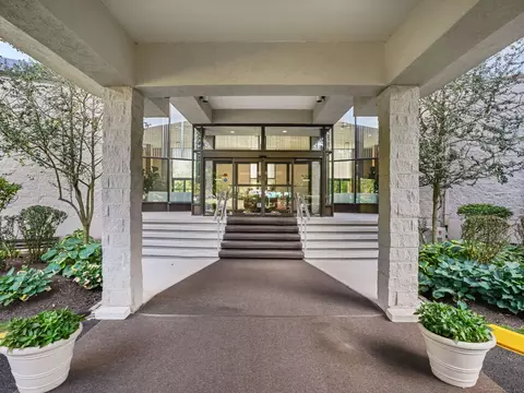 3200 Park Ave #7B2, Bridgeport, CT 06604