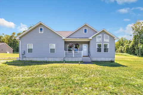 4 Brook St, Seymour, CT 06483