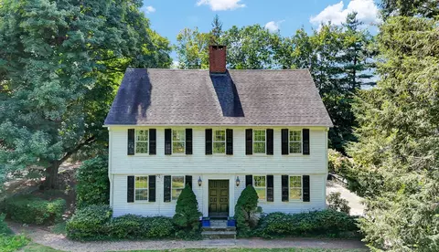 1 Mountain Spring Rd, Farmington, CT 06032