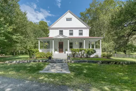 78 Garnet Rd, Roxbury, CT 06783