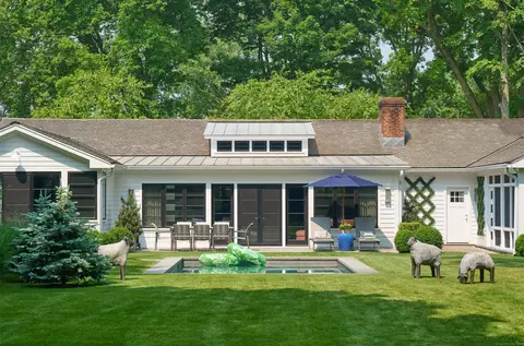 130 Highland Ave, Norwalk, CT 06853