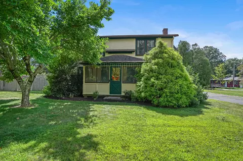 38 Old Farms Rd, Willington, CT 06279
