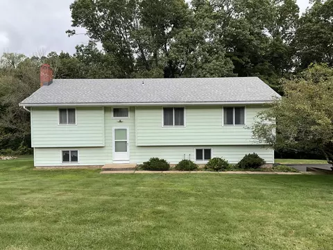 467 Tunnel Rd, Vernon, CT 06066