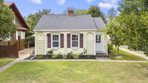 20 Ormond St, Milford, CT 06461