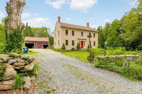 516 Brooklyn Rd, Canterbury, CT 06331