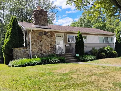 143 Sawyer Rd, Fairfield, CT 06824