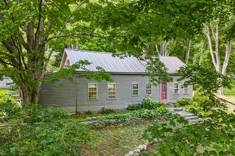8 Honey Hill Ln, Lyme, CT 06371