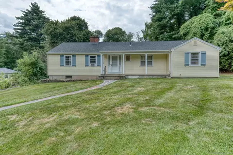 15 Grant Hill Rd, Bloomfield, CT 06002