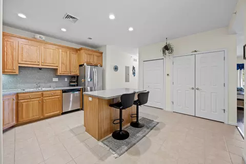 380 Main St #44, Wallingford, CT 06492