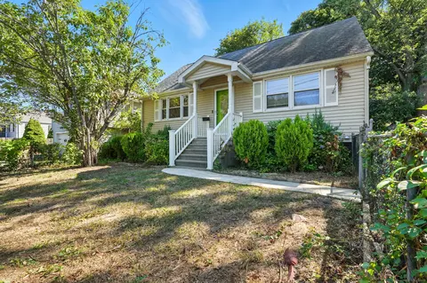 106 General St, Stratford, CT 06615