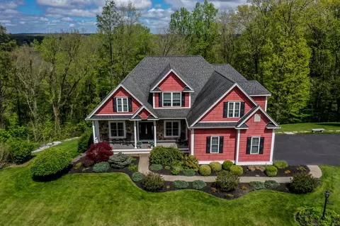 11 Gereg Glen Rd, Brookfield, CT 06804